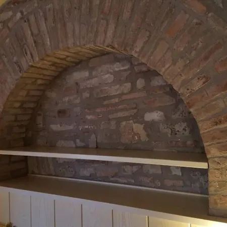 Bellavista La Tua Romantica Sul Trasimeno Апартаменты *